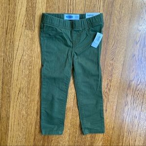NWT old navy 3T jeggings - army green